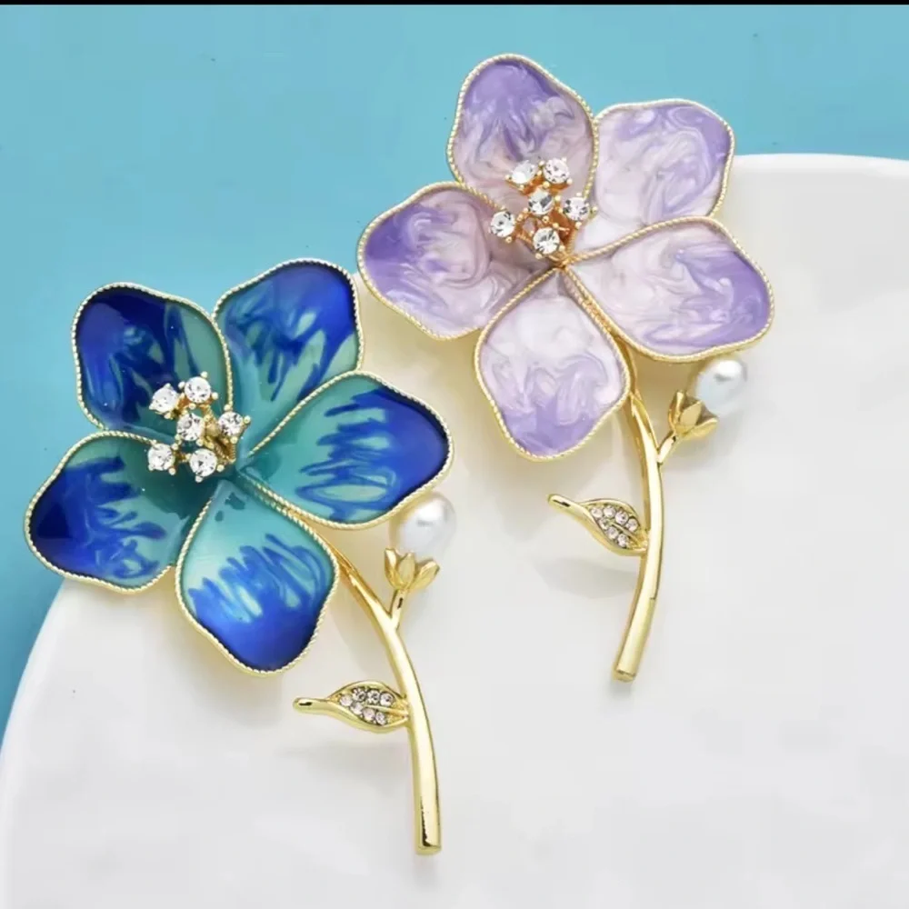 Blue Floral Blossom Gold Brooch